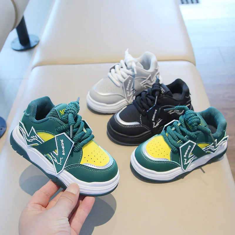 

Children Autumn New Leather Panel Shoes Boys Lightning Breathable Sneakers Girls Soft Soled Front Lace-up Casual Kid Bread Shoes