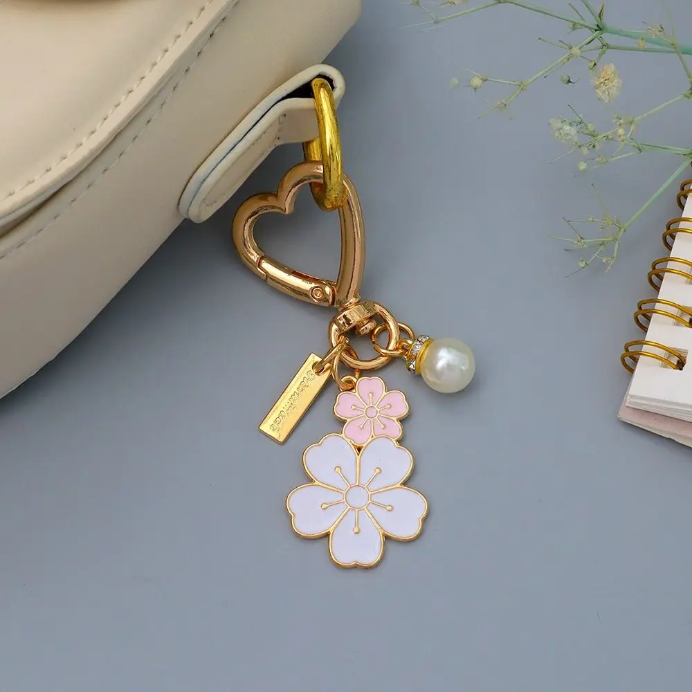Trendy Letter Pendant Cherry Blossoms Keychain Luxury Fashion Car Key Ring Pearl Beaded Chain Bag Accessories