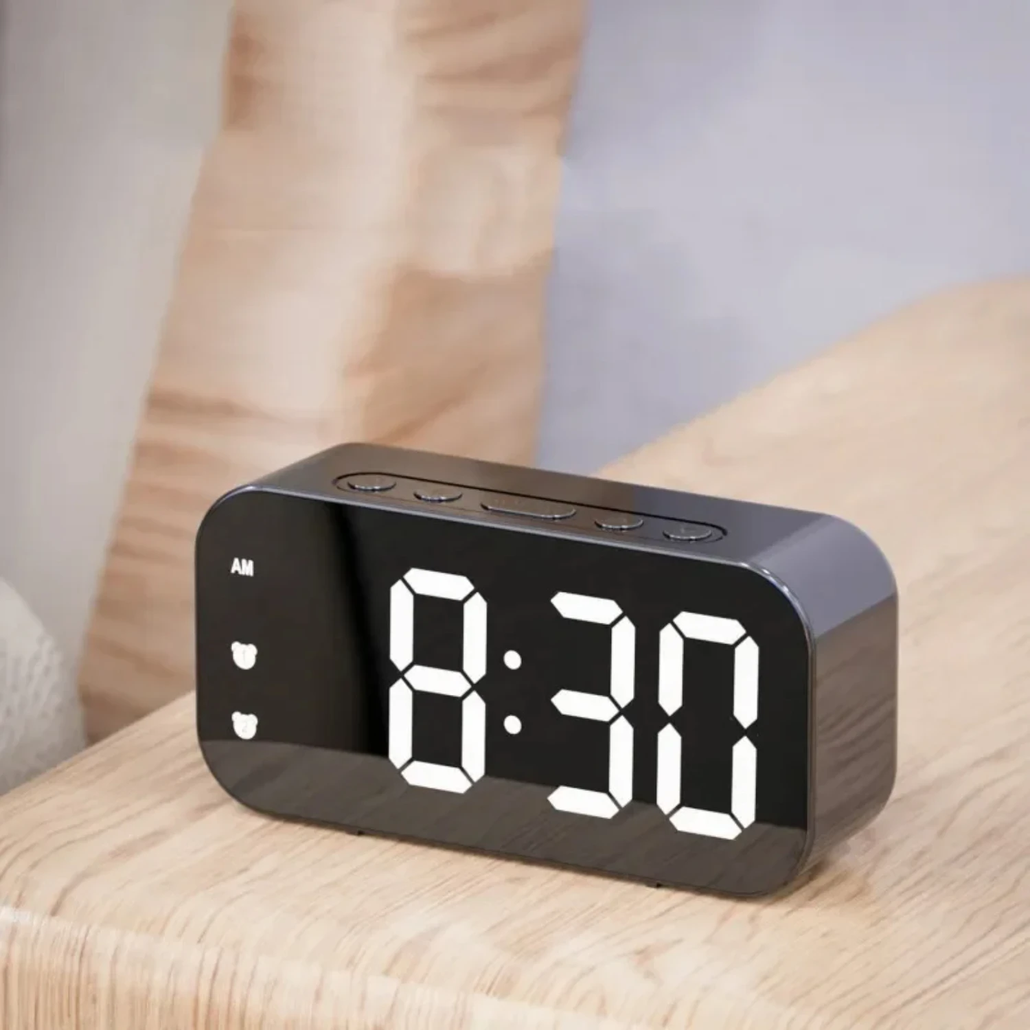 Smart Voice Controlled Digital Alarm Clock with Temperature Display and Dual Alarms, Snooze Function, Adjustable 3 Levels of Bri