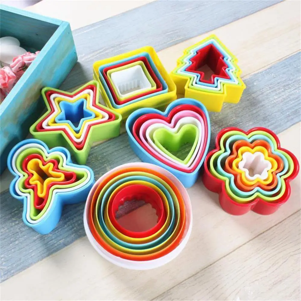 

5Pcs Biscuit Mould Cookies Cutter Molds Plastic Cake Plunger Forms for Decorating DIY Baking Kitchen Tools