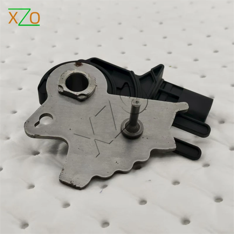 

6F15 6F35 Automatic Transmission Neutral Switch Suitable for Ford Edge Taurus Escape Explorer Fusion Transit Connect 1.5 2.0