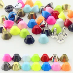 100set rivetti a secchiello Punk dipinti colorati 10x7mm per borchie e punte artigianali in pelle per abbigliamento accessorio fai da te per borse per scarpe