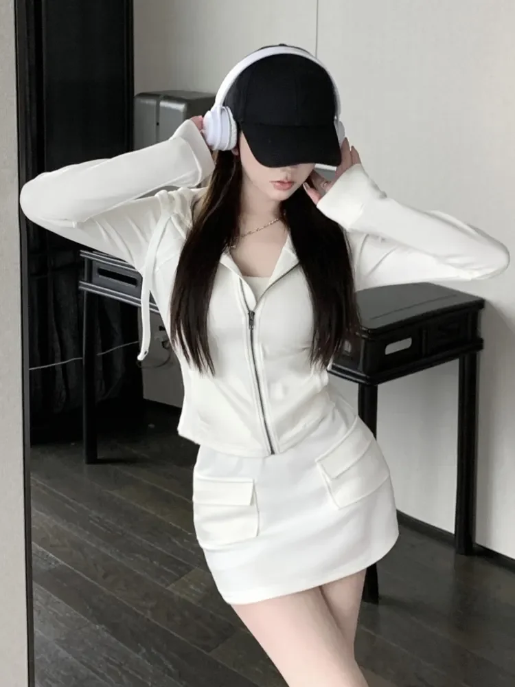 

Fashion Casual Sports 2 Piece Set Women Hooded Zipper Coat + Skirt Suits Autumn Tracksuit Women Two Piece Set Conjuntos Cortos