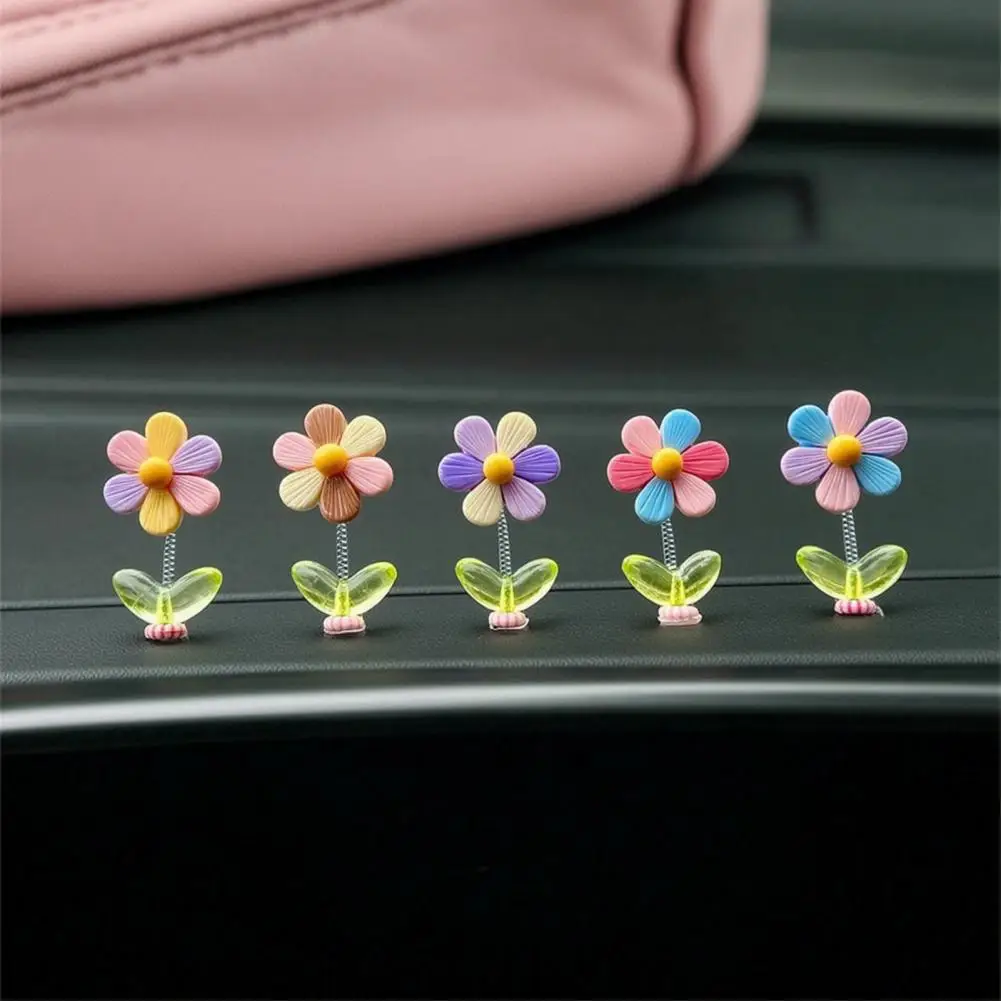 Car Dashboard Decorations Sunflower Car Decor Spring Wobbly Flower Car Dashboard Ornament Shaking Head Sunflower for Rearview