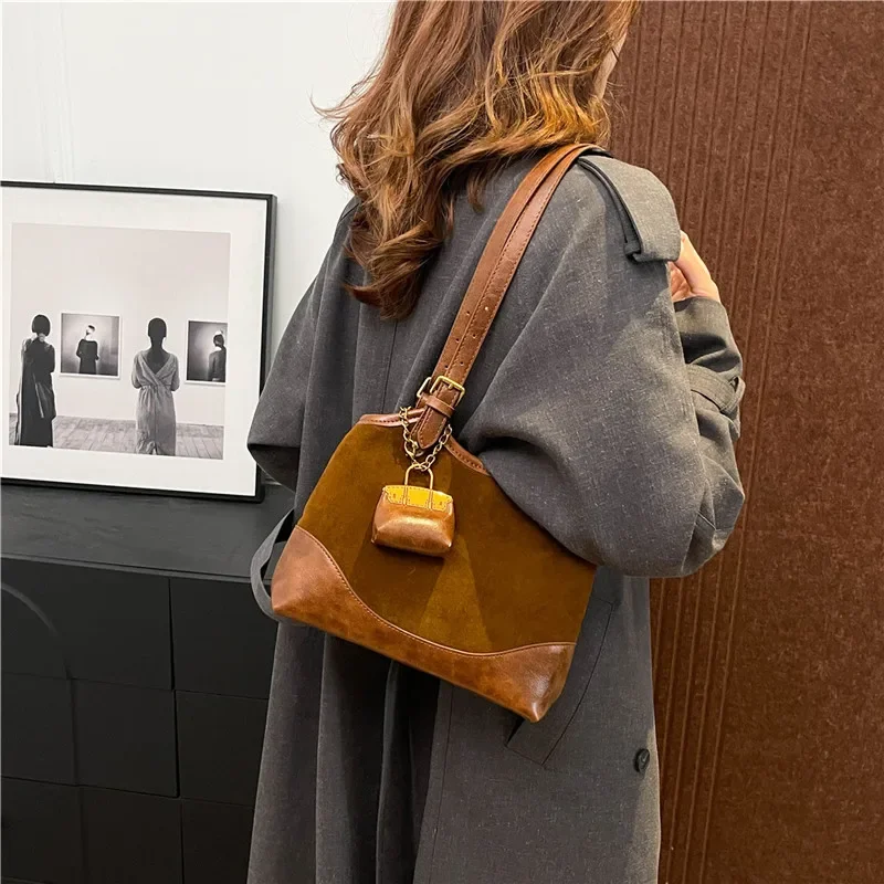 Zipper Hard Chains Sequined Square Shoulder Bag High Quality Sweet Versatile Bag for Women Interior Compartment Women's Handbags