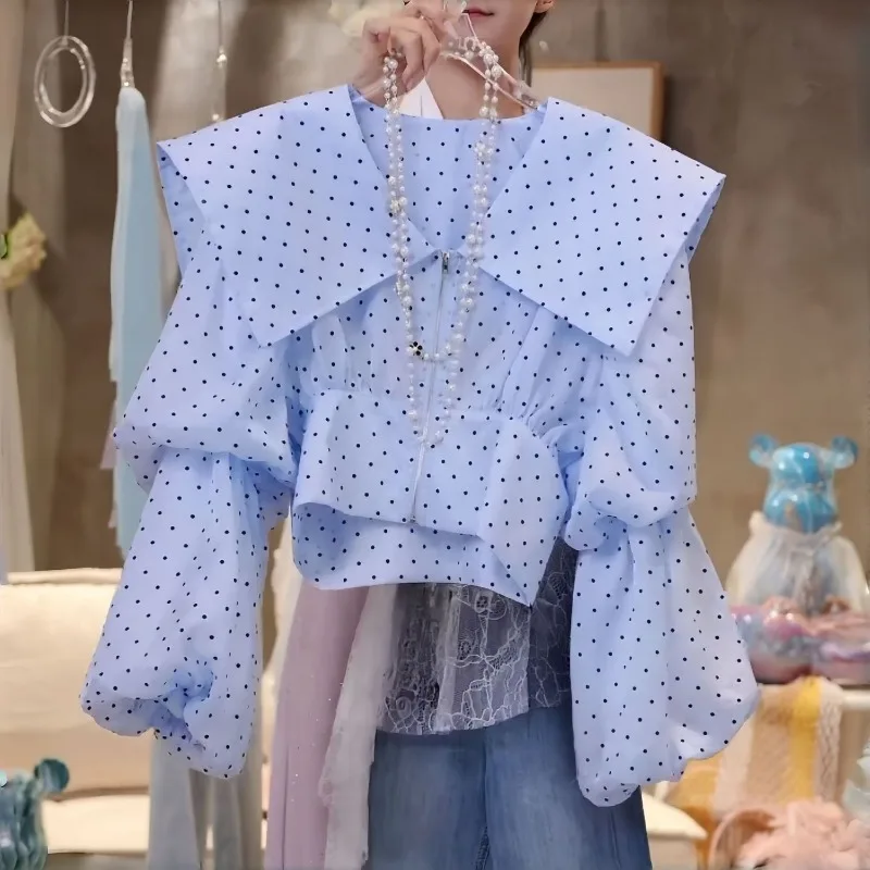 Sweet Age-reducing Light Blue Polka Dot Bubble Sleeve Top Women's Spring and Summer Waist Zipper Design Sense Niche Short Shirt