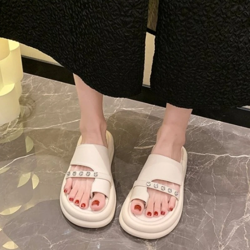 2024 Summers Women Slippers Fashion Elegant Clip Toe Flats Slides Shoes Ladies Casaul Outdoor Beach Sandalias Flip Flop