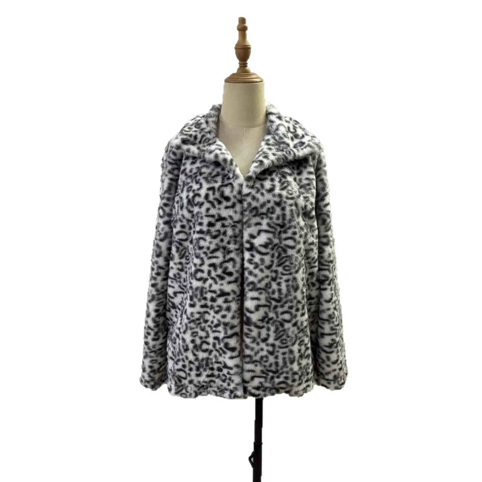 

Leopard Faux Fur Coat Vintage Lapel Button Fur Jacket Warm Thick Plush Fur Coat Street Chic Elegant Women's Soft Coat