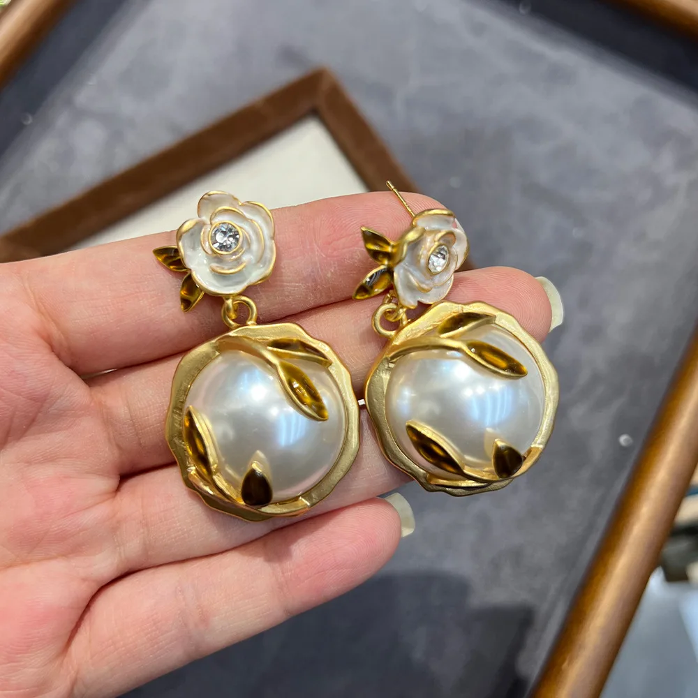 Medieval French court S925 silver needle earrings retro vintage pearl premium retro design light luxury earrings