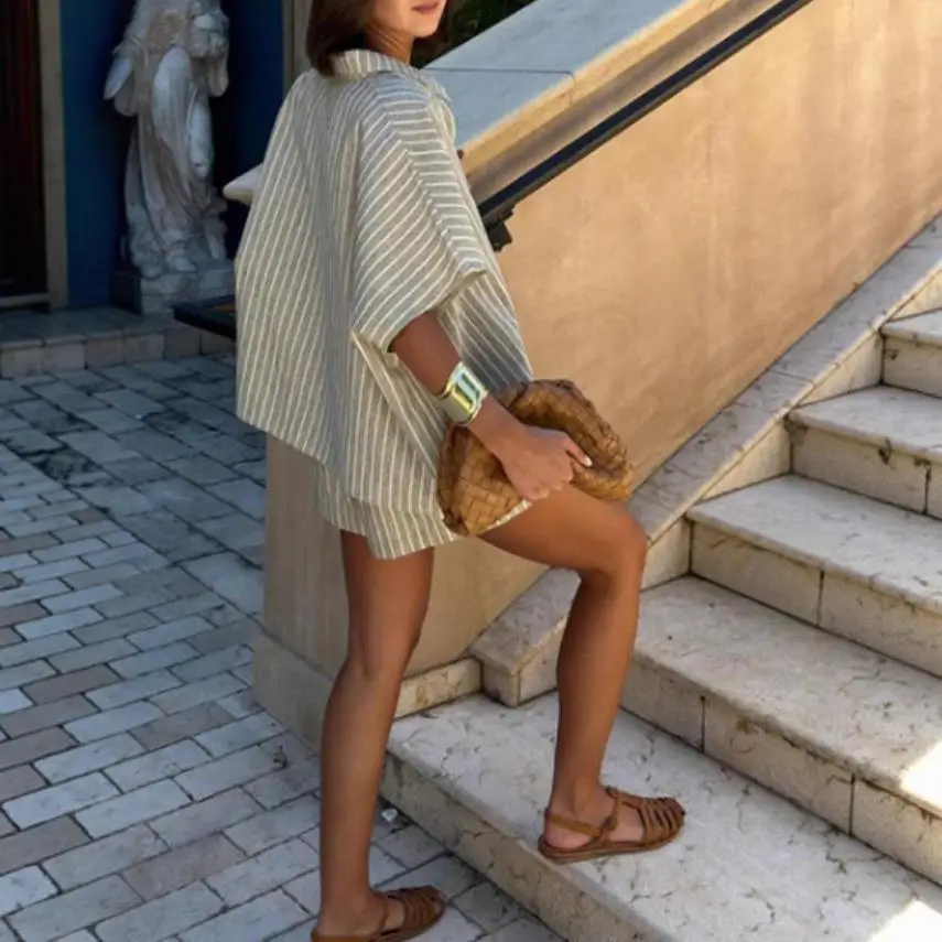 Summer Stripe Casual Loose Women's irt orts Set with ket Faionable Two-Piece Suit for Young Women Button-Up  Ne