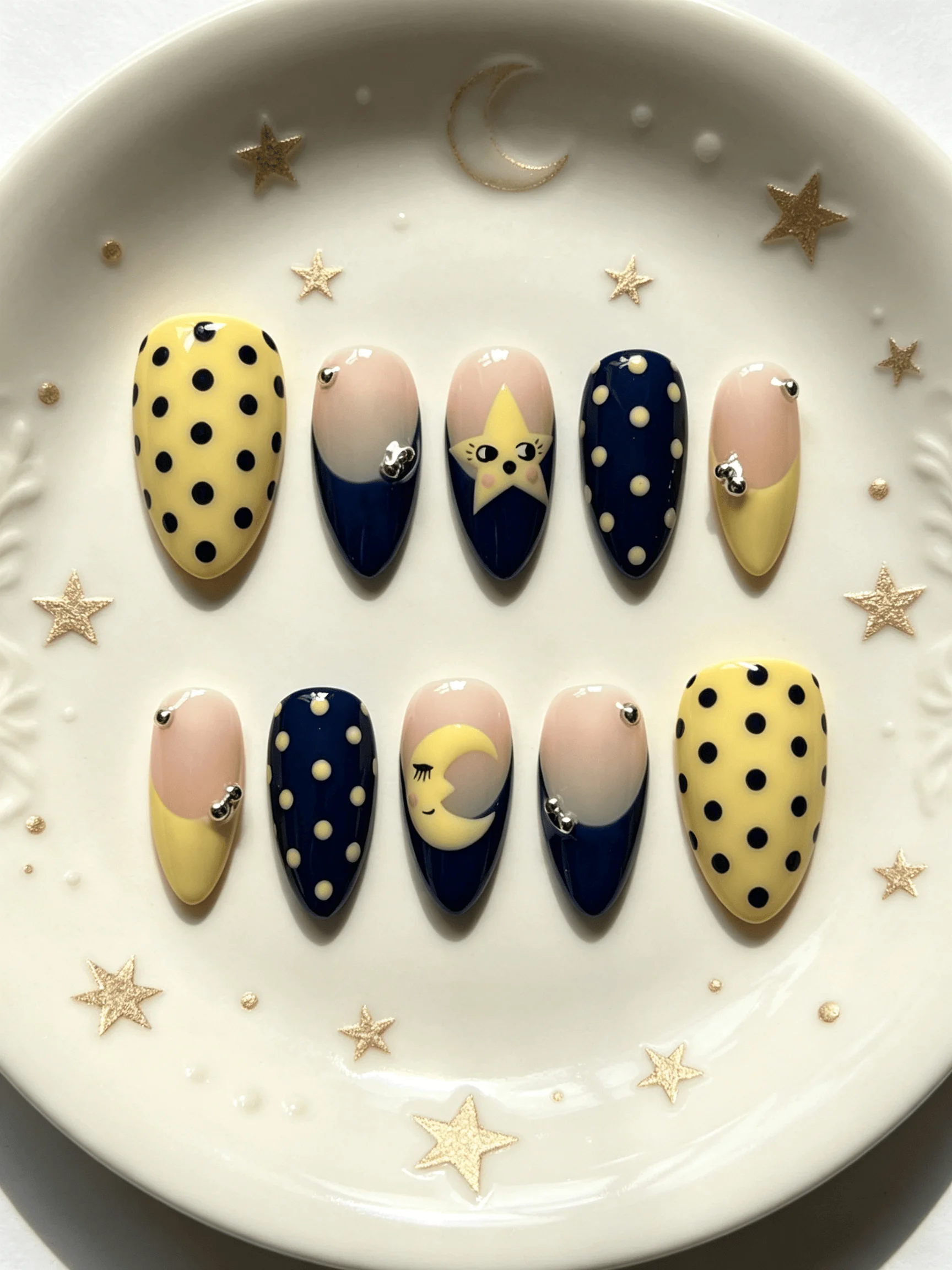 10 Pieces of Handmade Almond-Shaped Full-Cover Nail Tips, Medium Length, Yellow and Black Color Scheme, Cute Cartoon Style with Polka Dots, Stars, and Moons, Suitable for Women and Girls, Perfect for Summer Outings, Girls' Gatherings, and as a Gift, Comes with 1 Piece of Jelly Glue and 1 Nail File