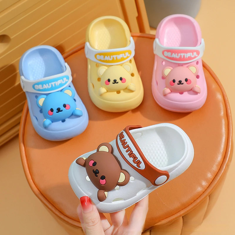 Children Cave Hole Slippers Summer Cute Cartoon Bear Kids Boys Girls Sandals Soft Sole Anti Slip Beach Shoe Baby Mules Clogs 슬리퍼