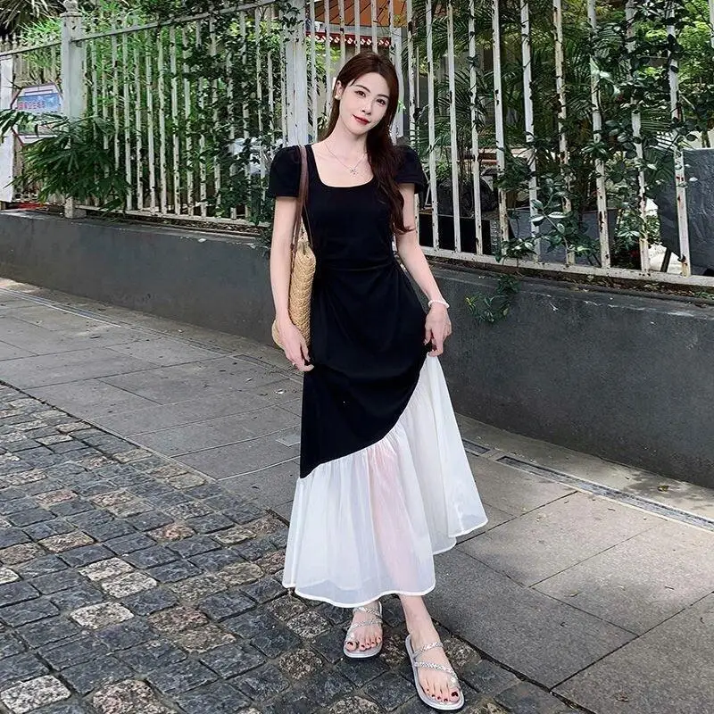 Hot 2026 Springsummer New Plus Size Women French Short Sleeved Dress with Waist Cinching Color Blocking Hepburn Style Long Skirt