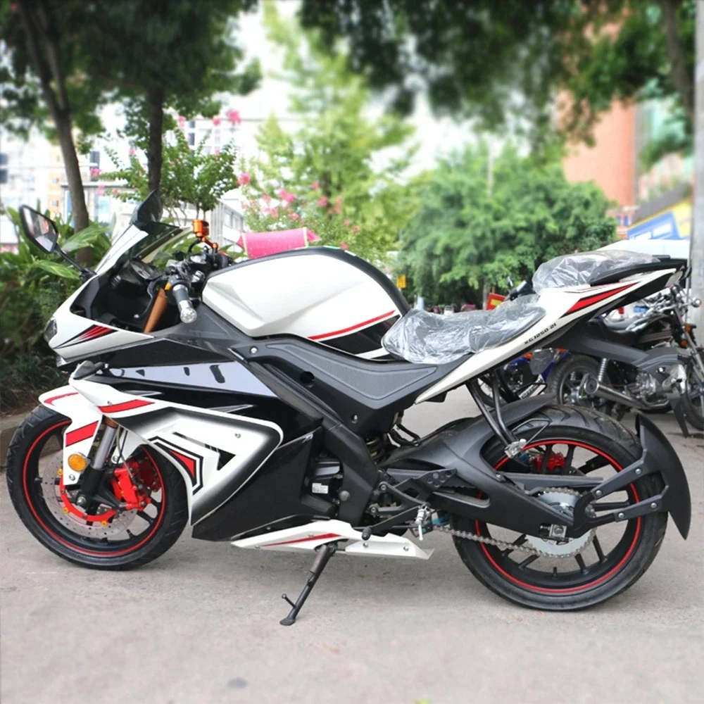 High quality two-wheel motorcycle 250cc fuel off-road motorcycle high speed racing new adult motorcycle