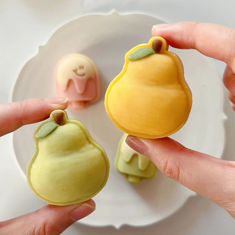 

50g Pears Shape Cake Molds Fruit Pastry Mung Bean MoonCake Mid-autumn Festival Mould Mini Dessert Plastic Hand Pressing Mold