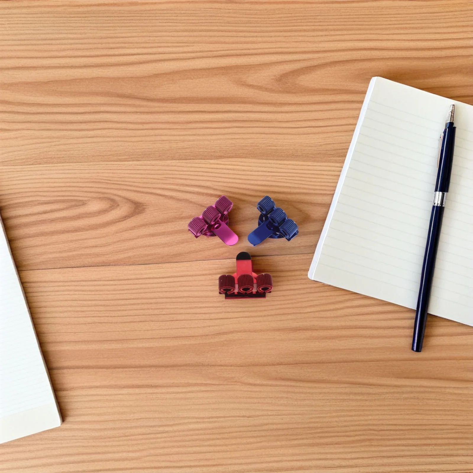 

3pcs Triple Pen Holders Metal Clip For Clipboard Notebook Pocket Nurse Accessories Manganese Steel Pen Holder Organizers Medical