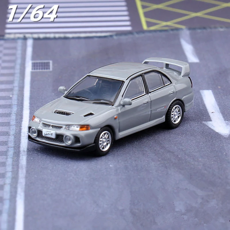 1/64 mitsubishis Lancer Evolution IV สี่โมเดลรถยนต์สปอร์ตอัลลอยด์โมเดลรถแข่งโลหะหล่อขึ้นรูปรถขนาดเล็กของขวัญสำหรับเด็ก