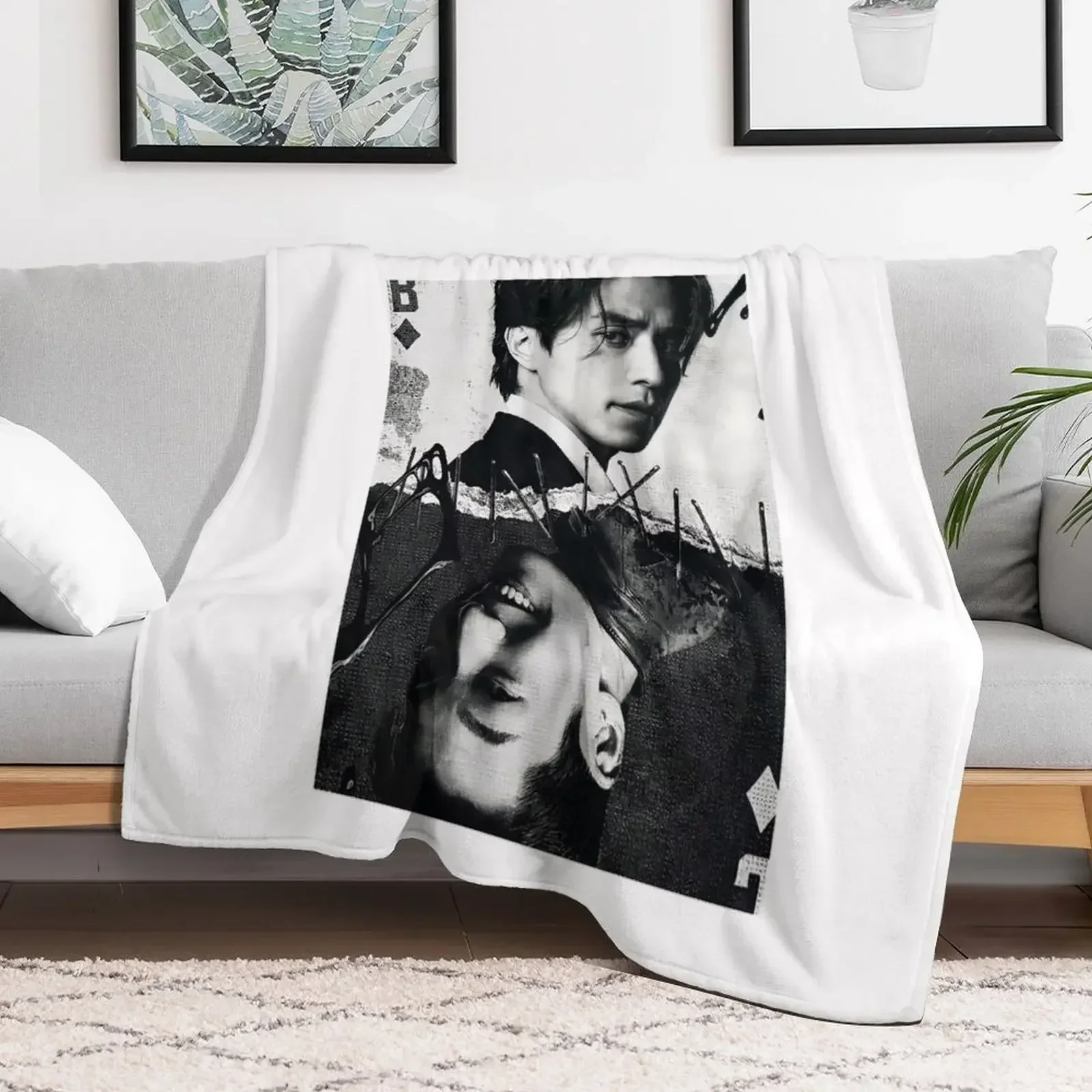 Bad and Crazy Kdrama - Lee Dong-Wook n Wi Ha-Joon-movie star Throw Blanket Cute Kid'S anime Vintage Blankets