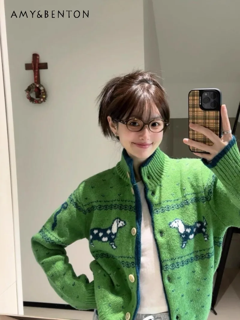 

2024 Japanese Autumn and Winter Christmas Green Fair Island Retro Atmosphere Wearing Thick Top Knitted Cardigan Jacket For Women