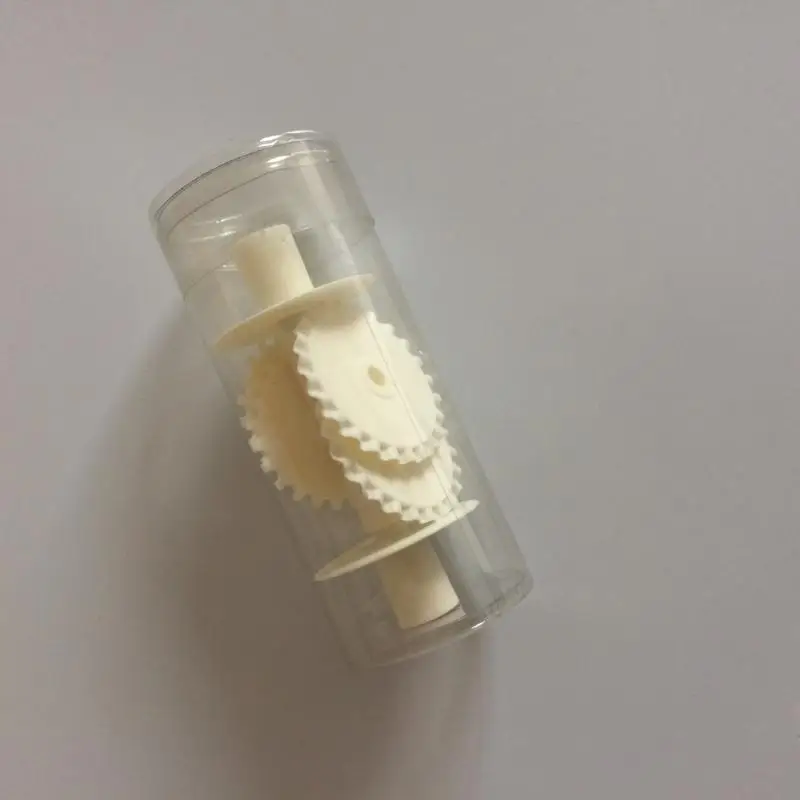 F19B Professional Fondant Cutter Pastry Rolling Cutter Baking Tool Plastic Texture Cookie Tool for Cakes Pastries and More
