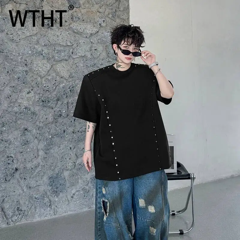 WTHT Fashion Men's Spliced Metal Rivets Design High Street T-shirts Vintage 2026 Summer Short Sleeves O-neck Tops Male 2A3119