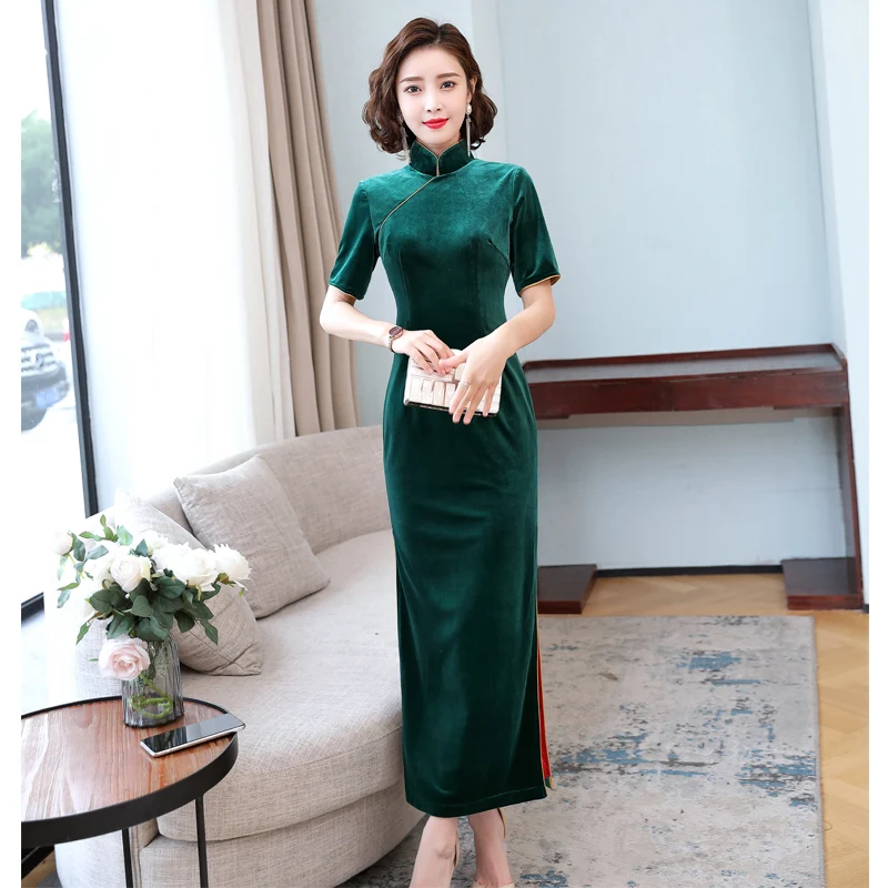 

Весенняя новинка: молодежное бархатное платье-ципао, облегающее, винтажное, улучшенная версия, для повседневной носки, однотонное