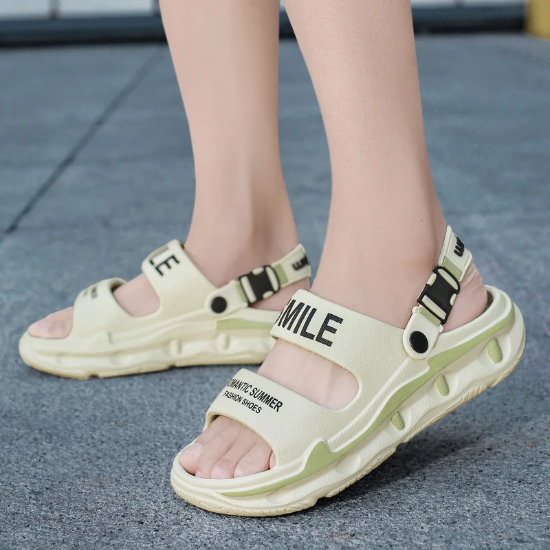 2025 New Men\'s Outdoor Sandals Slippers Beach Comfortable Thick Sole Clogs Men Casual Shoes Garden Shoes Men Women Beach Sandals