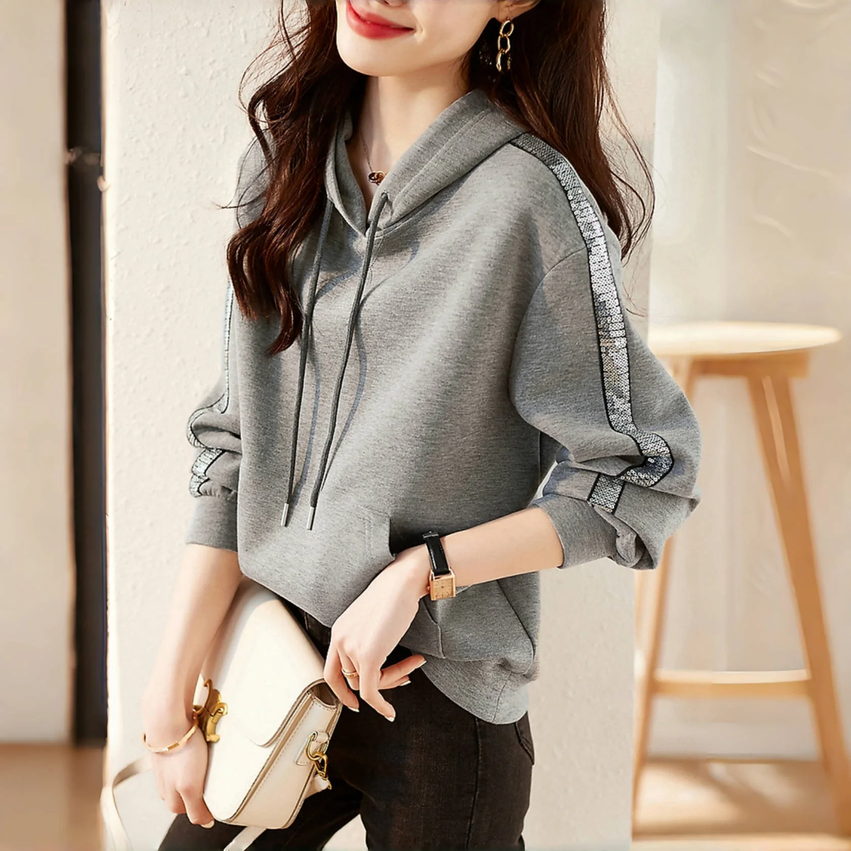 Cotton Blend Hooded Sweatshirt Women's Spring Autumn New Fashion Sequin Casual Long Sleeve Pullover