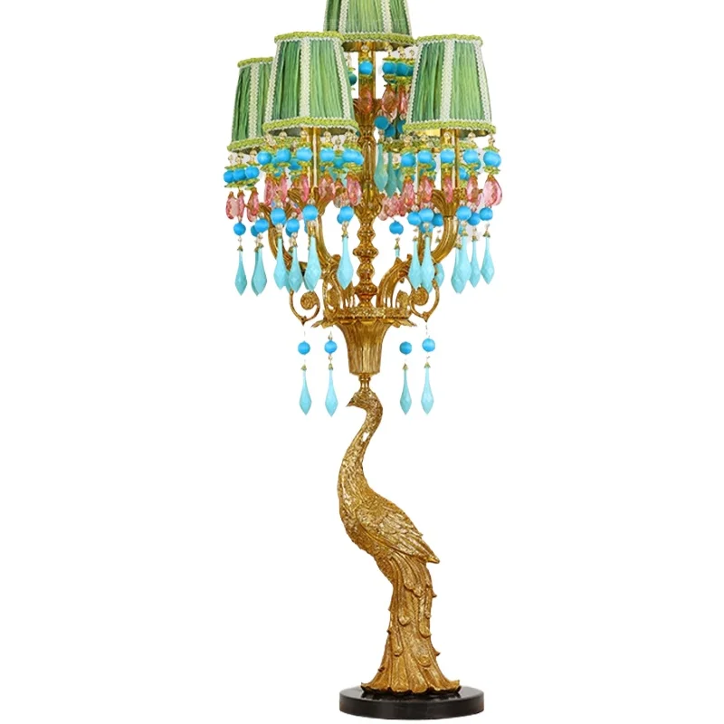 

French villa all-copper desk lamp, European-style living room creative peacock luxury romantic hotel study lamp