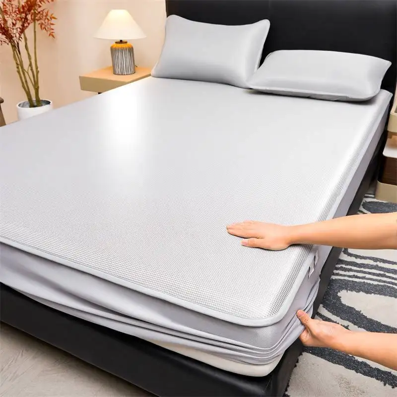 

Carbon light ice silk mat mattress model single-piece three-piece set solid color light luxury cool mat mattress model