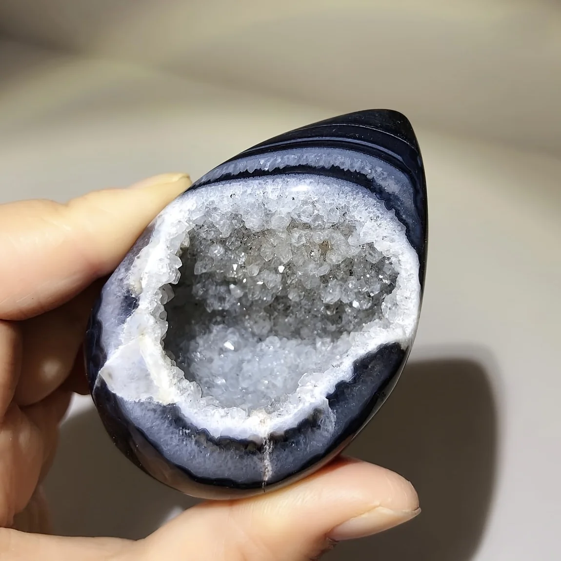 

1pc Rare Black Agate Geode Egg with Sparkling Crystal Crystals - Chakra Stone for Home Office Decor