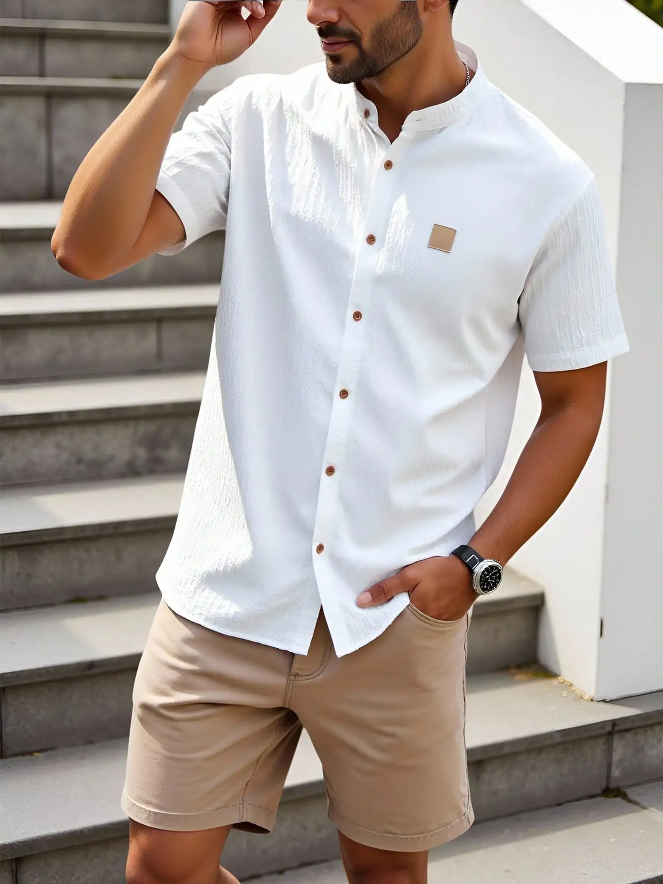 

Men's White Short Sleeve Stand Collar Casual Shirt with Button Front