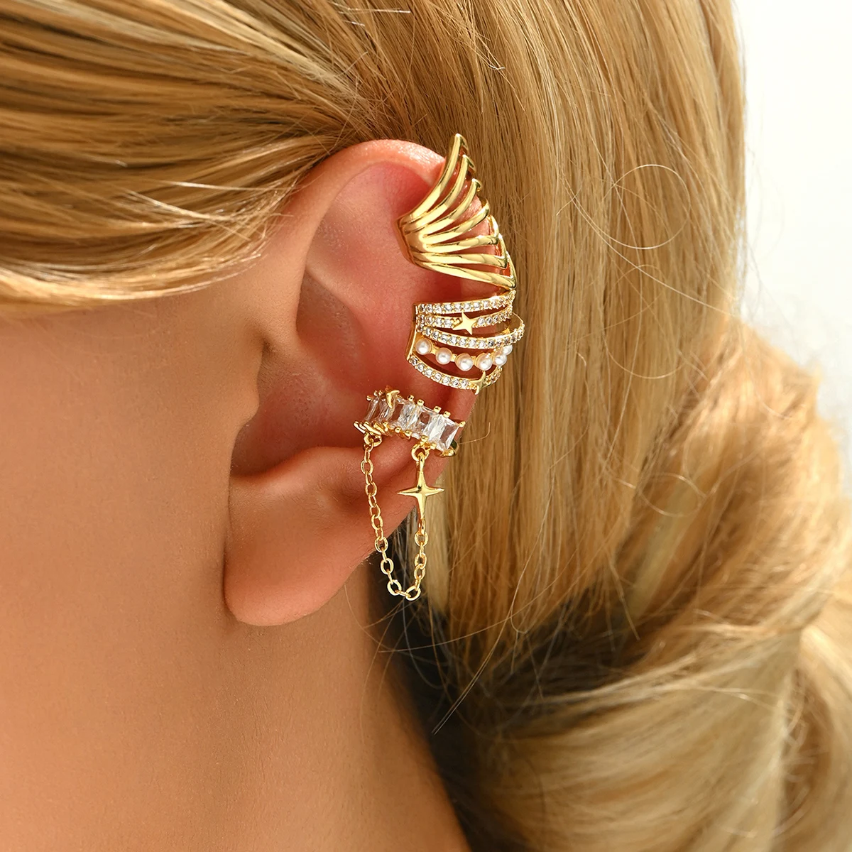 ZHONGVI Exquisite Gold Color Geometric Design Ear Clip Earrings for Women Non Piercing Fake Piercing Ear Cuff Earrings Jewelry
