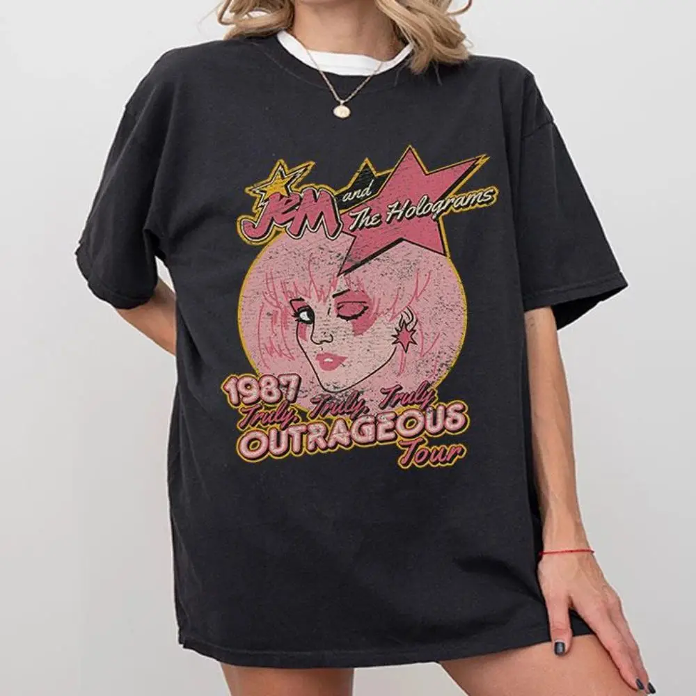 Jem and The Holograms Tour 80er T-Shirt Vintage Y2k Kleidung Lässiger Grafikdruck Kurzarm Lockerer O-Ausschnitt Streetwear Unisex – Detail 2