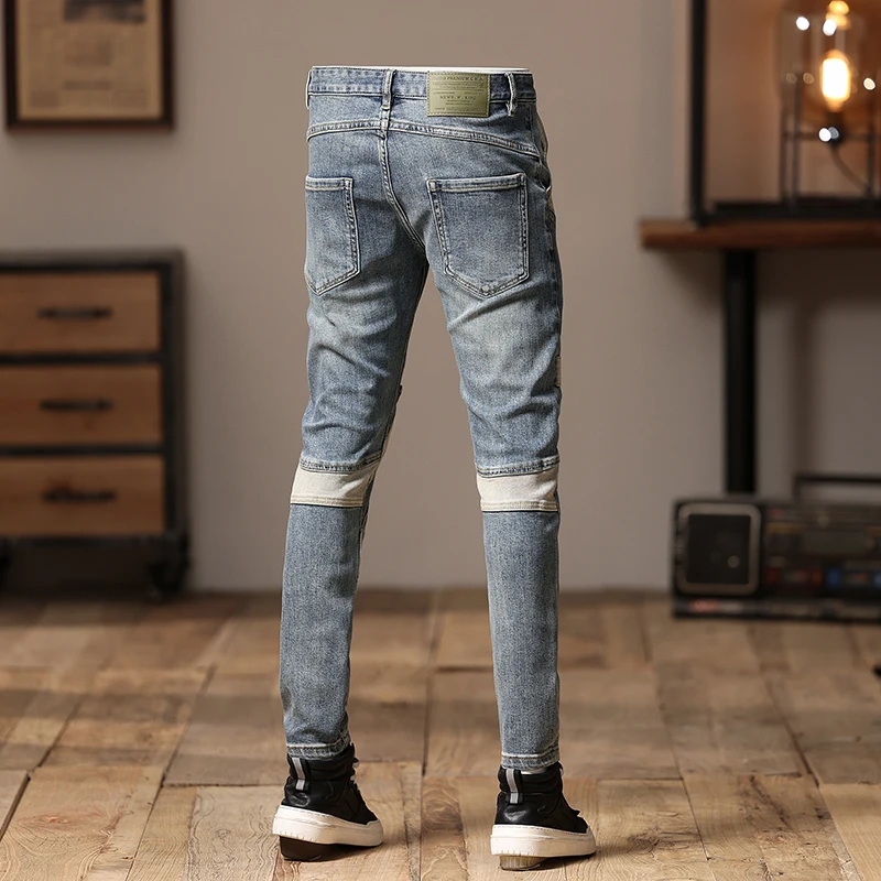 Pantalones vaqueros rasgados de estilo Hip Hop para Hombre, Jeans elásticos de estilo Retro, color azul, diseño empalmado