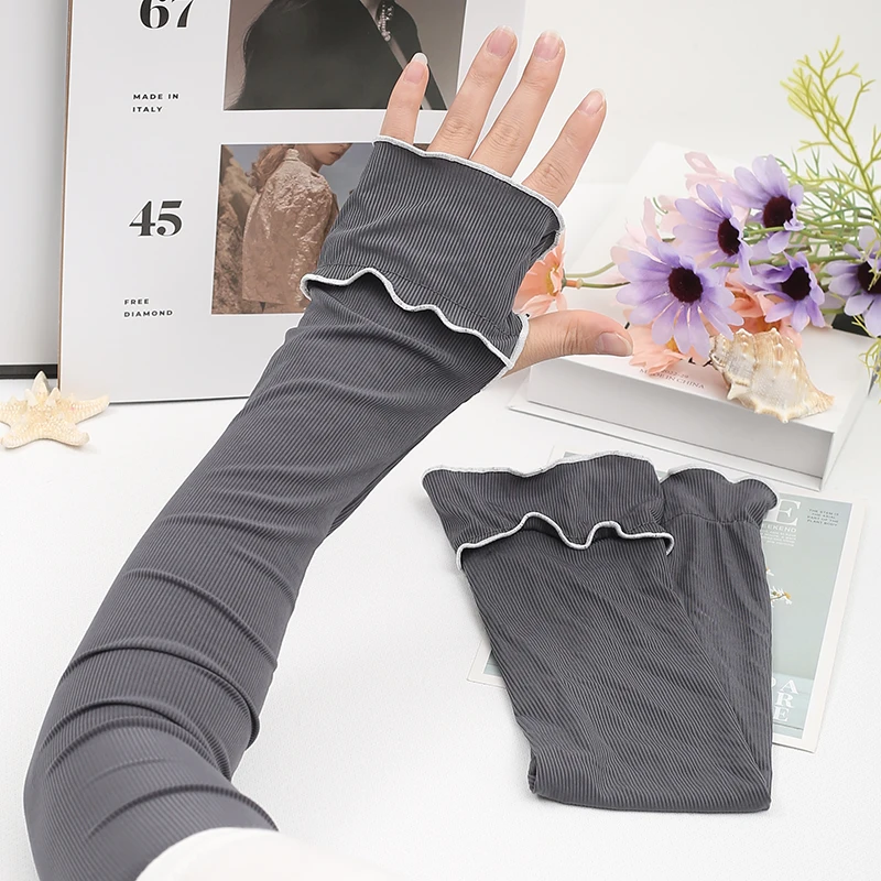 

Ruffled Edge Long Arm Sleeves Sun Protection Fingerless Sleeves for Daily Outfit and Outdoor Use Summer Ice Silk Sunscreen