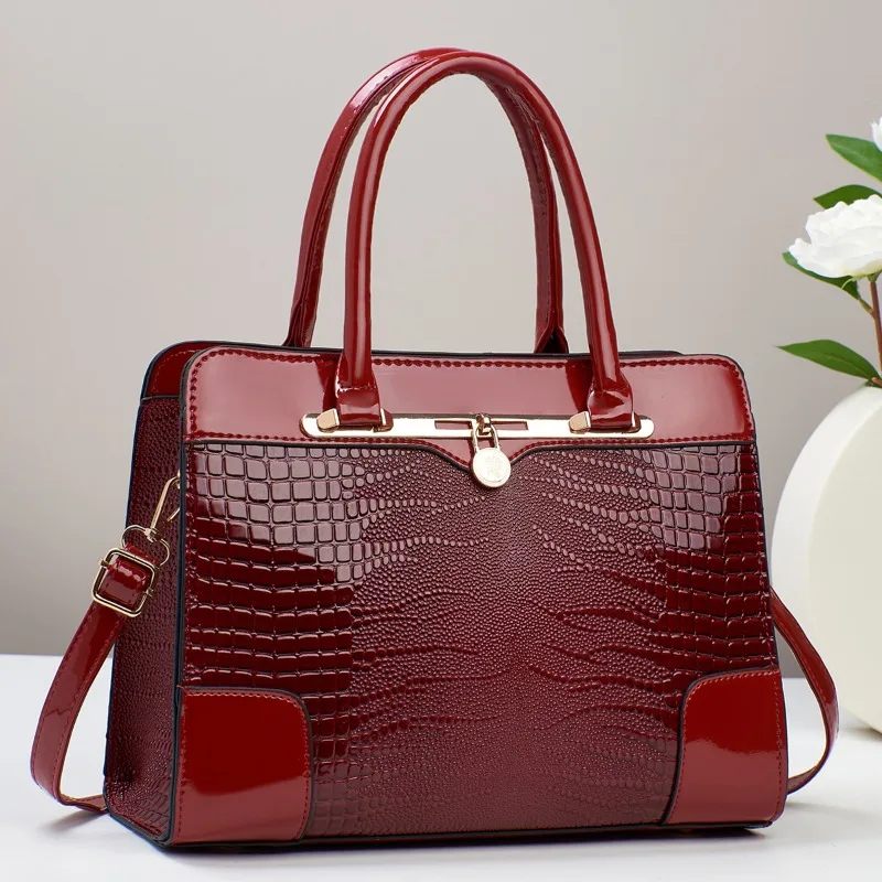 2024 New Bright Leather Women's Crossbody Bags Exquisite Handbag Ladies Commuter Tote Bag Fashion Ladies Shoulder Bags