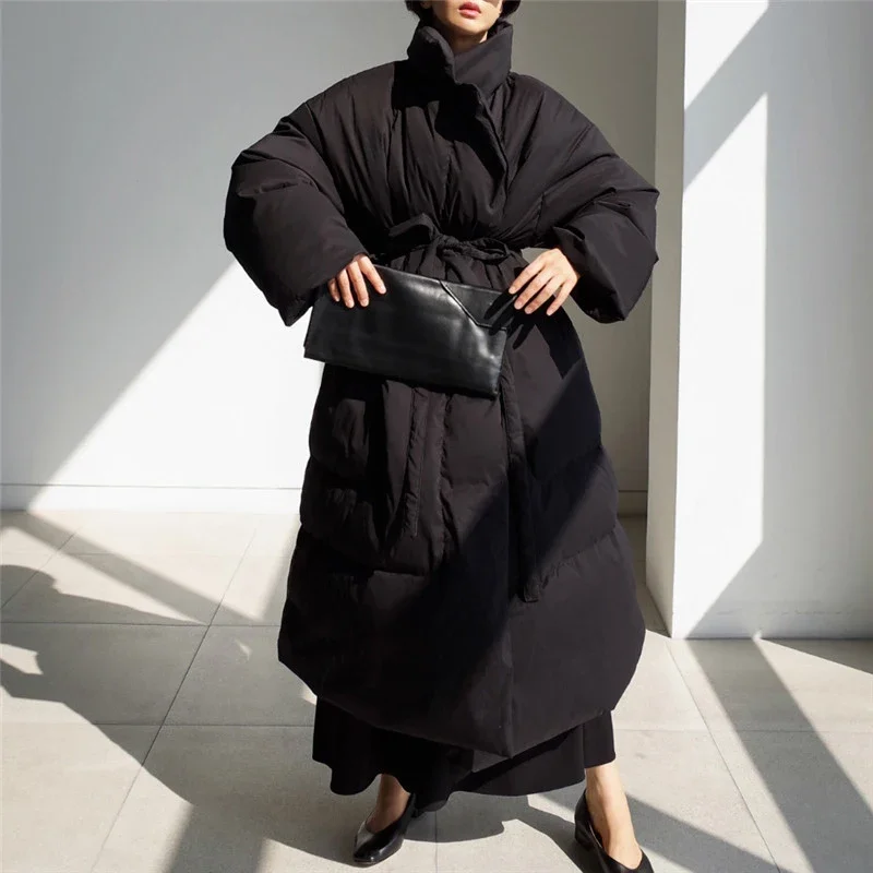 Nuevas chaquetas largas de invierno con cuello levantado, abrigo cálido de manga larga con cinturón suelto, abrigo cálido acolchado de algodón sólido a la moda para mujer