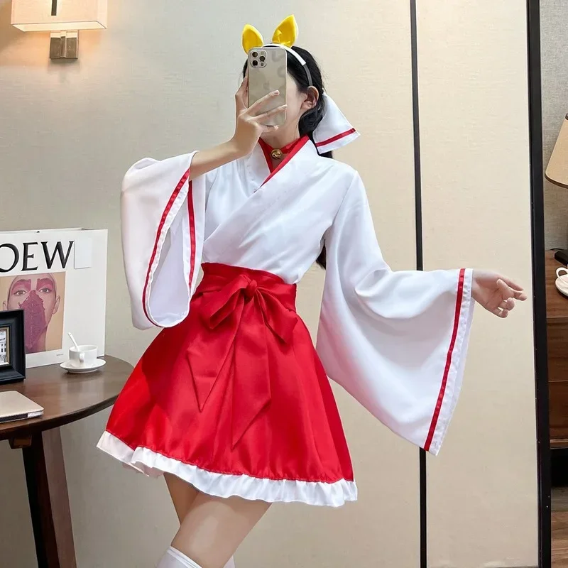 Kimono giapponese Kawaii Robe Anime Cosplay Kimono Dress Plus Size Lolita Abbigliamento Manica lunga Rosso Bianco Abiti da cameriera dropshipping