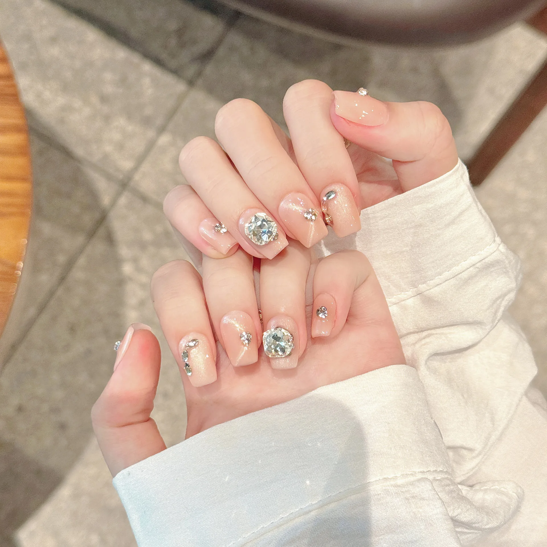 Stampa fatta a mano sulle unghie unghie finte occhi di gatto rosa lucido copertura completa specchio indossabile in polvere punte per unghie finte corte francesi