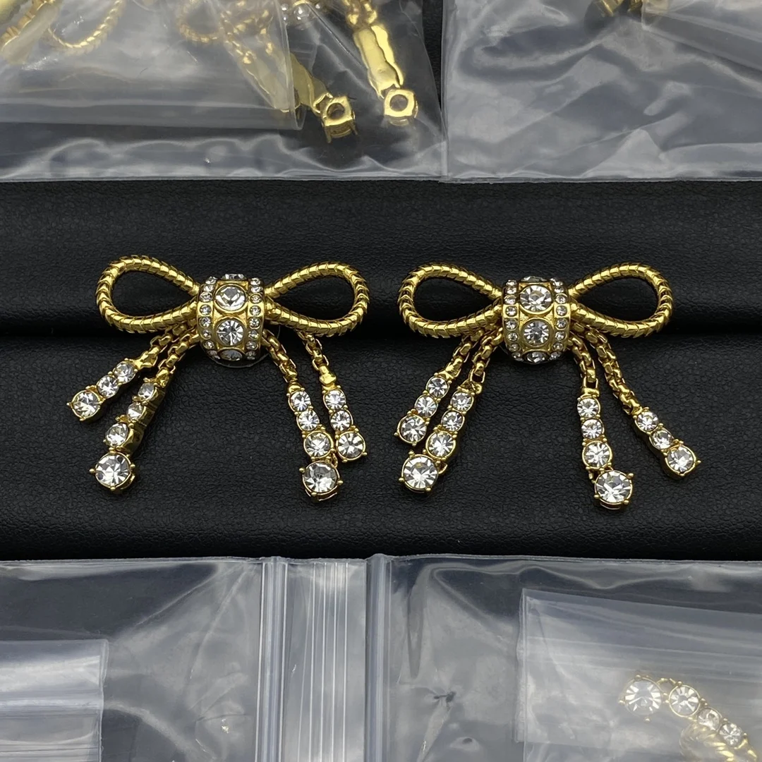 

2025 новые серьги-бантики с бриллиантами, классический стиль, модные и универсальные, роскошные, подвески для ушей