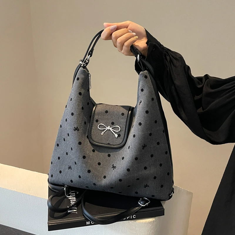 

Инноваторская сумка для деловой моды: роскошная женская сумка Trend-Forward Light для настольной комнаты Revolution