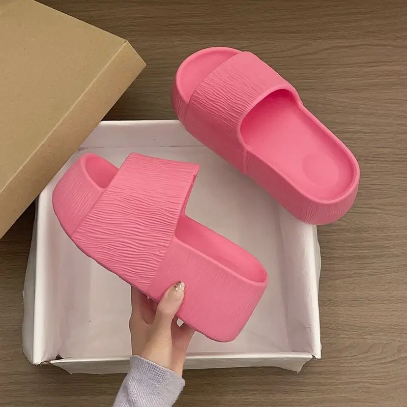 

Tall Look 8 cm Platform Wedge Slides Woman Ultra High Chunky Slippers For Petite Women Summer Height Boost Shoes Versatile Clogs