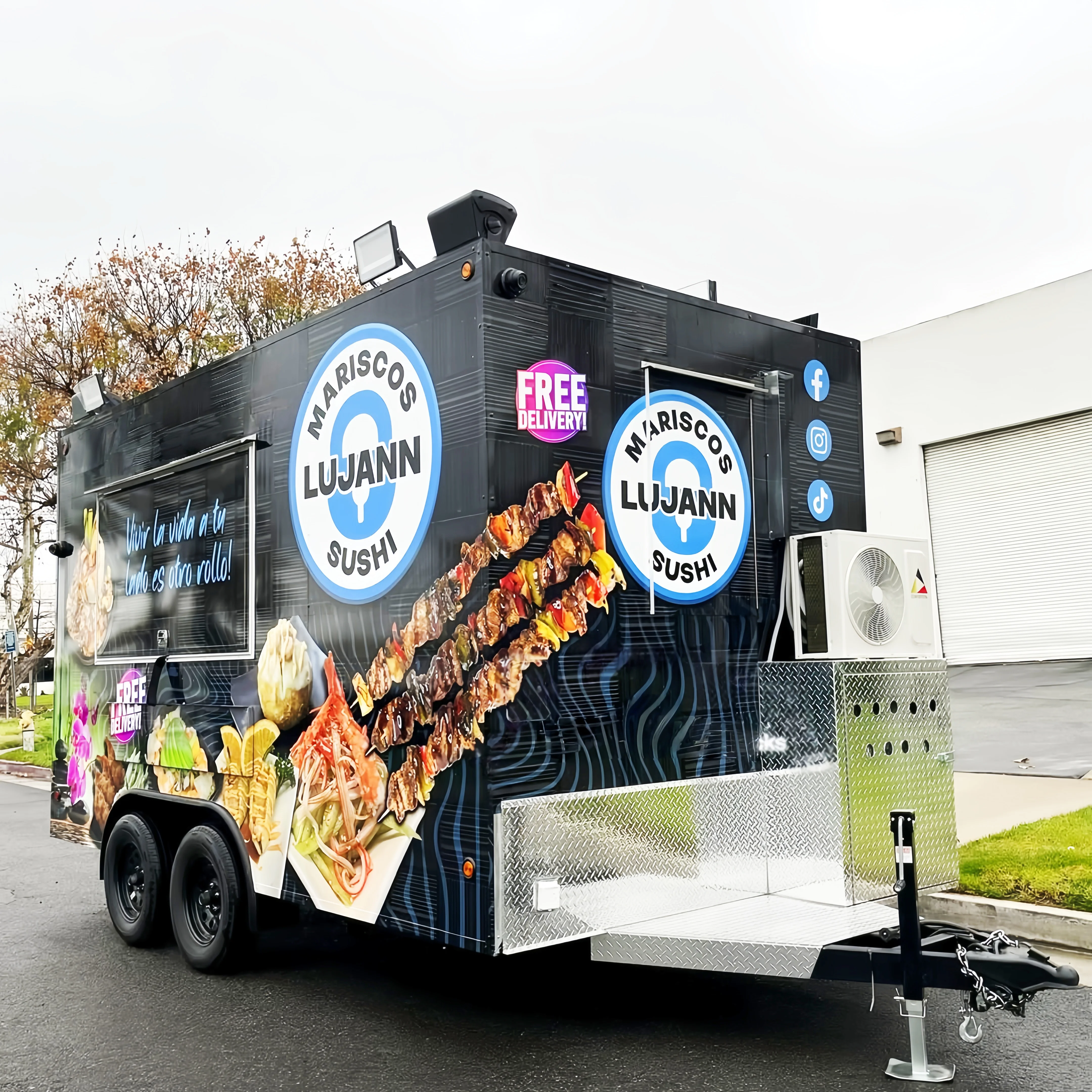 

Custom Size Street Food Truck Catering Mobile Beer BBQ Gelato Coffee Carts Fully Equipped Food Trailer on Wheels