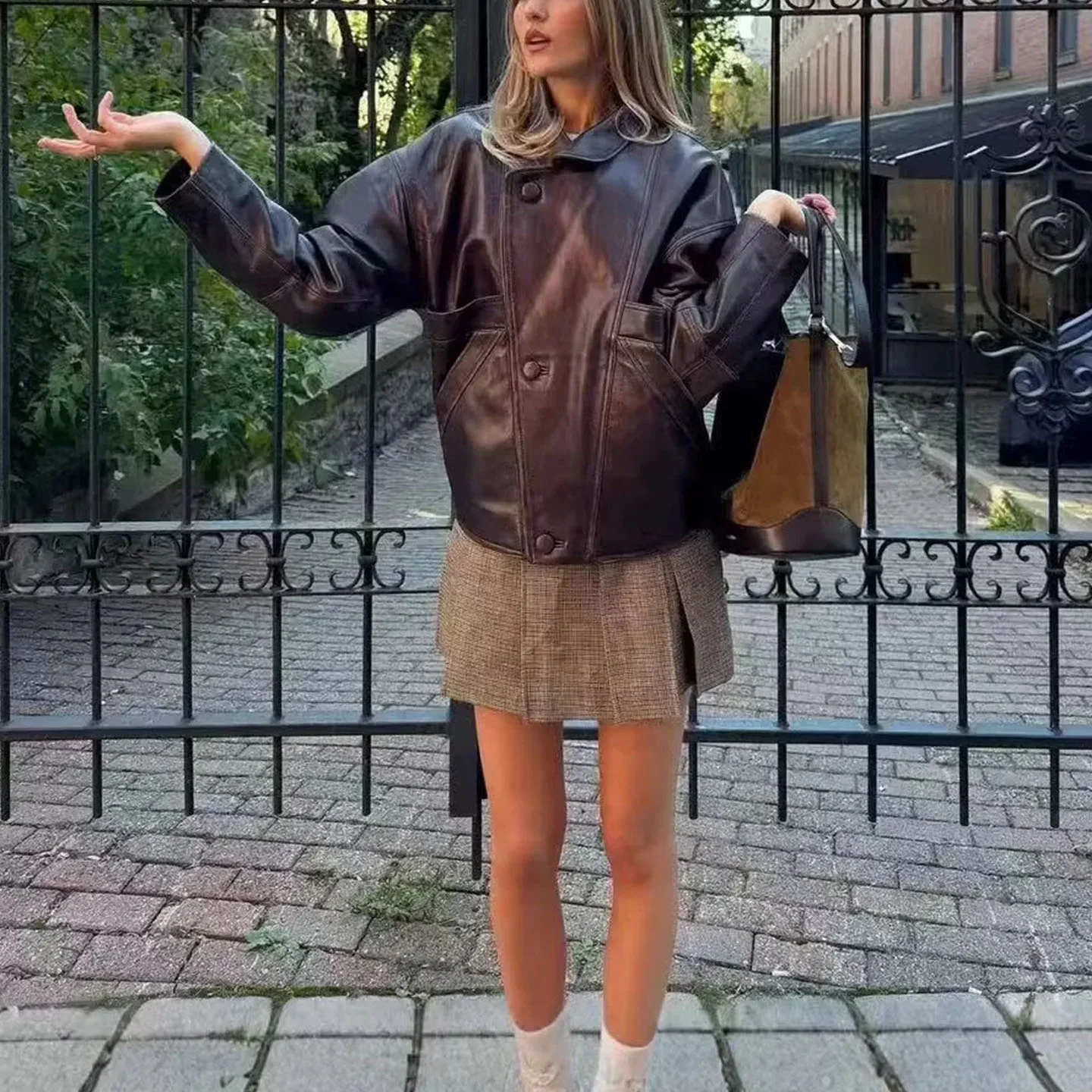 Płaszcz damski z zamkiem błyskawicznym, wykonany ze skóry PU, długi, z wykładanym kołnierzem, do pracy, modny, jesienny, nowość.