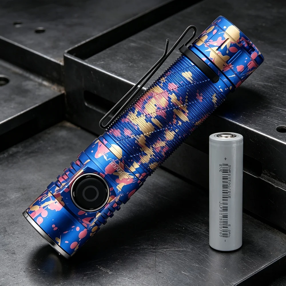 Convoy Camouflage LED Flashlight SST40 2000LMS Type-C Rechargeable Torch with 21700 Battery for Outdoor Camping Self Defense