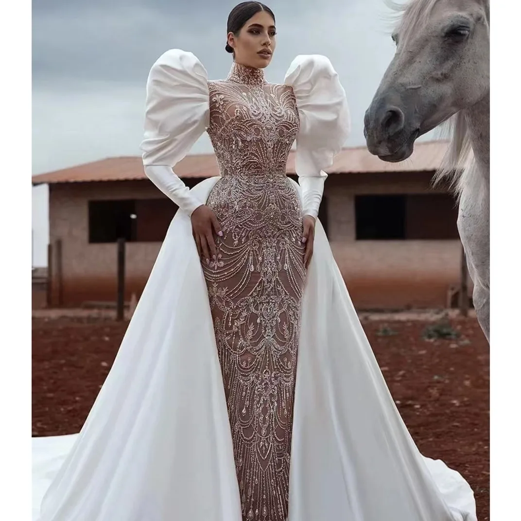 

Классическое свадебное платье-русалка с высоким воротом, кружевными аппликациями, атласным съемным шлейфом, длиной в пол, на заказ