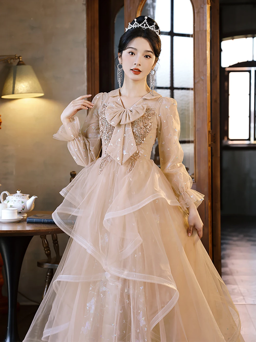 

Chic Bow Collar Evening Dress Women Long Sleeve Shiny Butterfly Tulle Ball Gown Women Birthday Party Sequins Princess Dresses