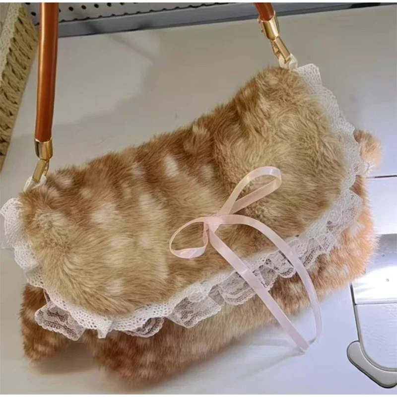 Japanische Hirsch gefleckte Band Plüsch Unterarm Umhängetasche, Mori Girl Elch flauschige Frauen Geldbörse, Winter süße Woodland Fairycore Handtasche – Detail 2