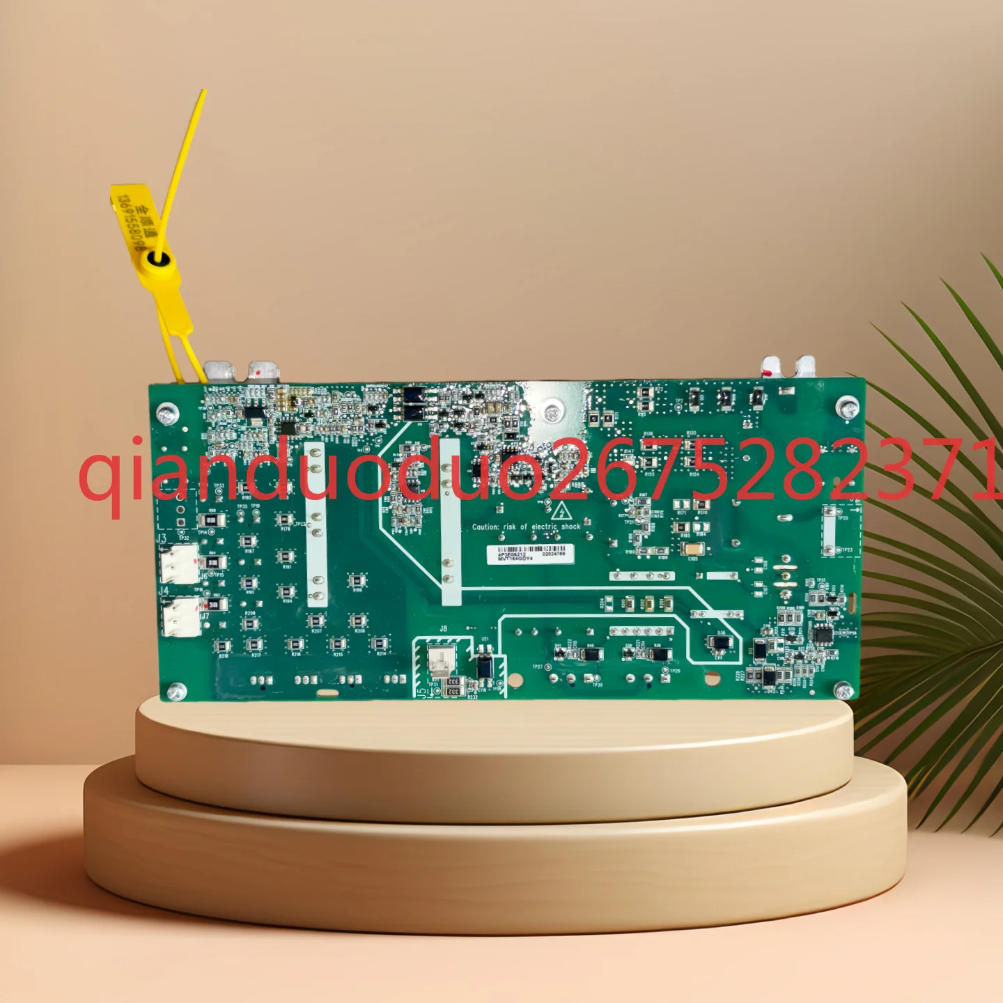 

MVT164GDY4 подходит для инвертора Huichuan серии MD290-500, платы питания вентилятора мощностью 132-160 кВт.